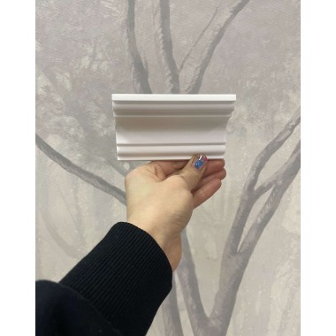 Потолочный плинтус (карниз) из дюрополимера Orac Decor CX124