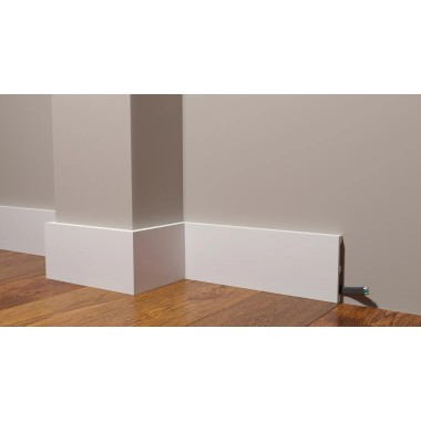 Плинтус DD709 Decor Dizayn 