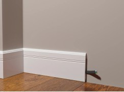 Плинтус DD105 Decor Dizayn 