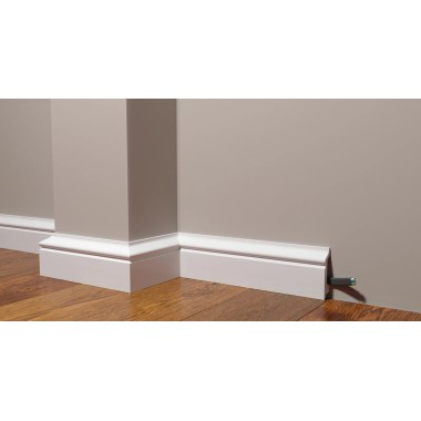 Плинтус DD122 Decor Dizayn 