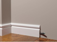 Плинтус DD137 Decor Dizayn 