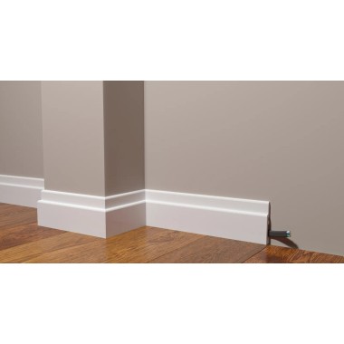 Плинтус DD703 Decor Dizayn 