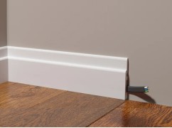 Плинтус DD703 Decor Dizayn 