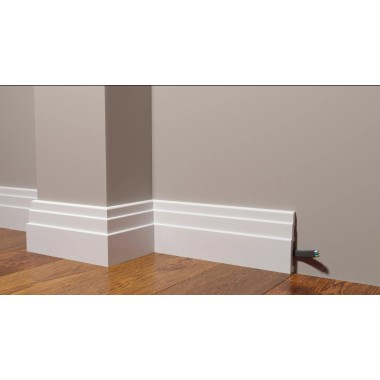 Плинтус DD704 Decor Dizayn 