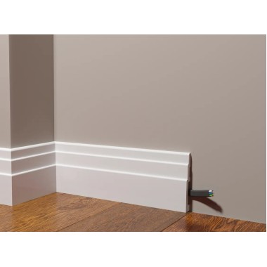Плинтус DD704 Decor Dizayn 