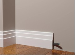 Плинтус DD704 Decor Dizayn 