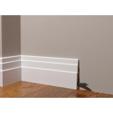 Плинтус DD705 Decor Dizayn 