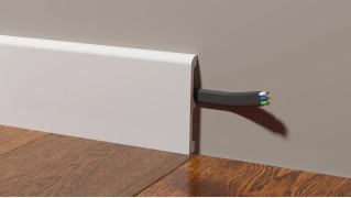 Плинтус DD706 Decor Dizayn 