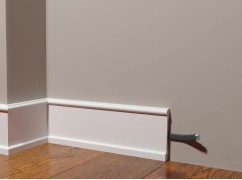 Плинтус DD712 Decor Dizayn 