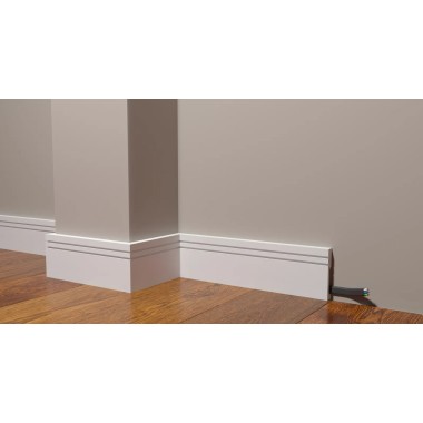 Плинтус DD717 Decor Dizayn 