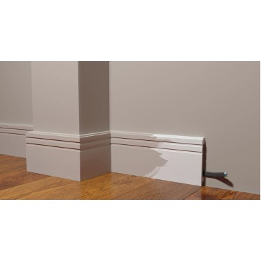 Плинтус DD724 Decor Dizayn 