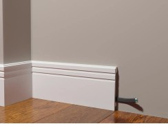 Плинтус DD724 Decor Dizayn 