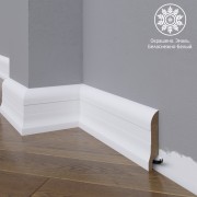 Белый плинтус  Madest Decor МДФ 01-083-18 окрашенный
